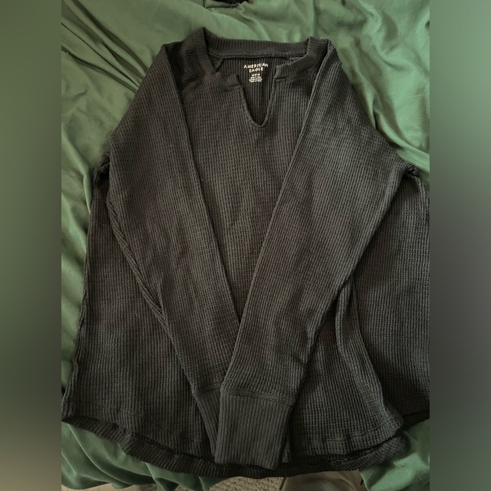american eagle soft black long sleeve size m
